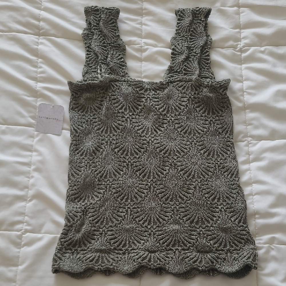 Textured Olive Green Women's Stretch Top Size Med/Large